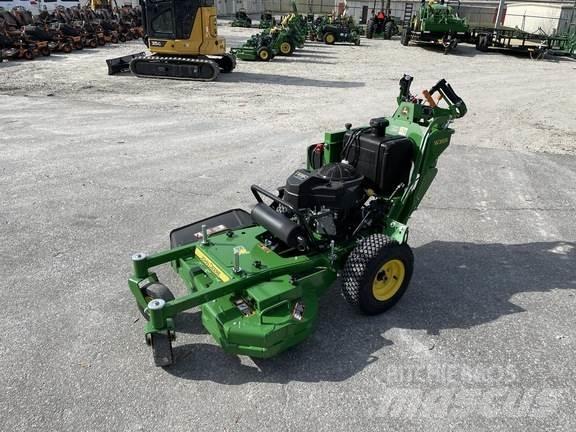 John Deere W36R Loopmaaier