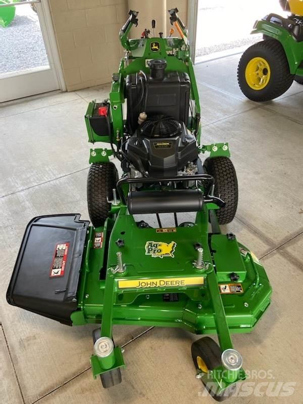 John Deere W36R Loopmaaier