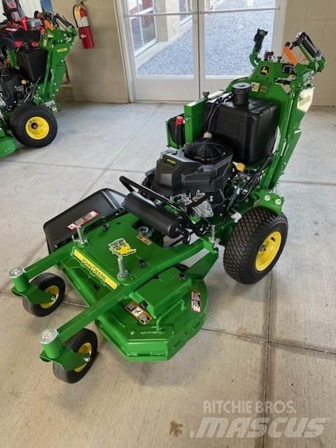 John Deere W36R Loopmaaier