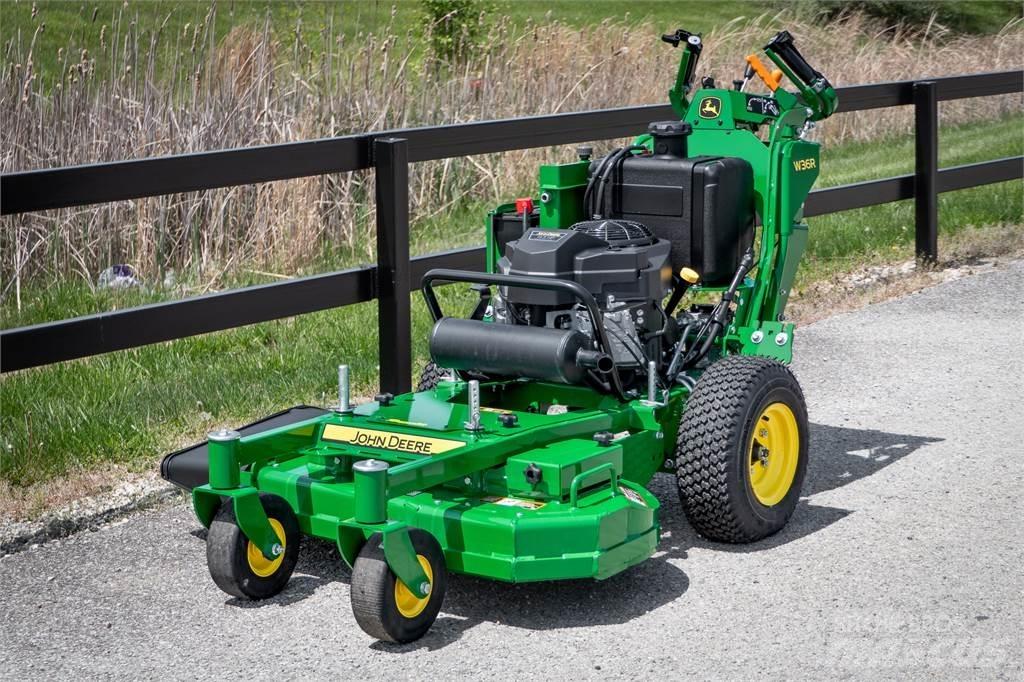 John Deere W36R Loopmaaier
