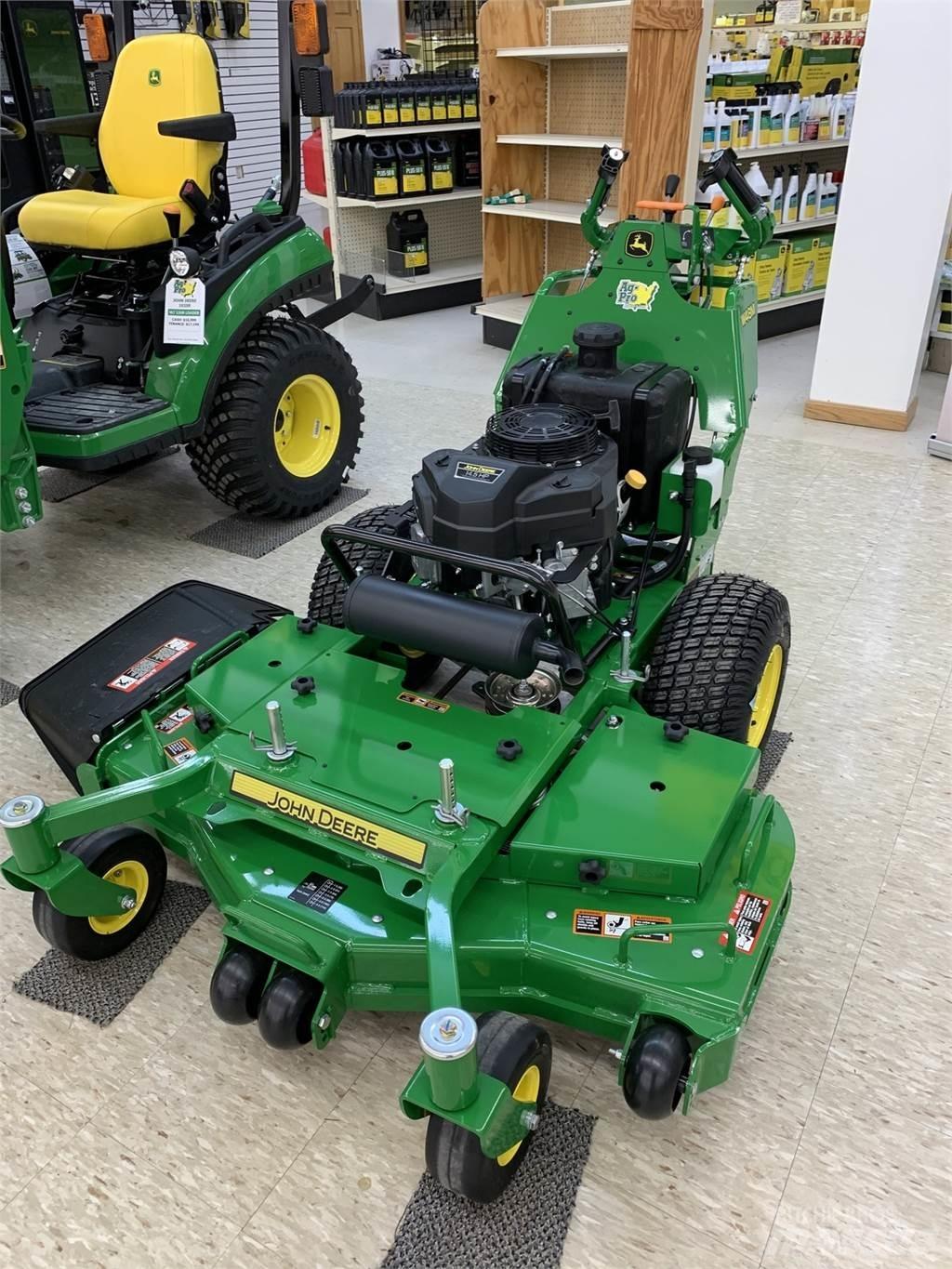 John Deere W48M Maaiers