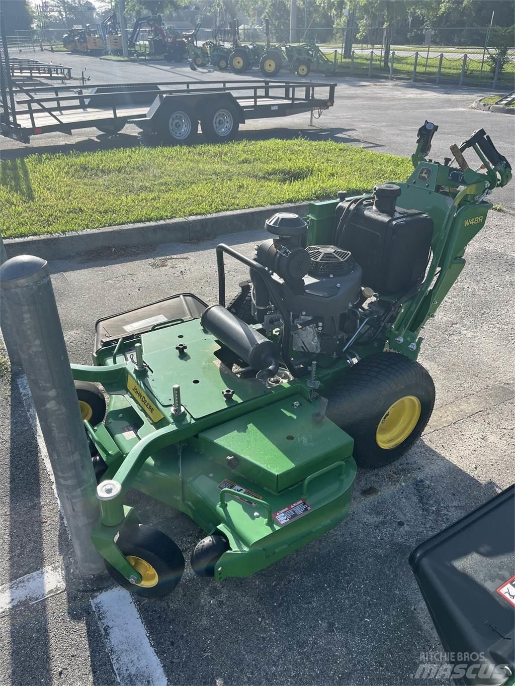 John Deere W48R Loopmaaier