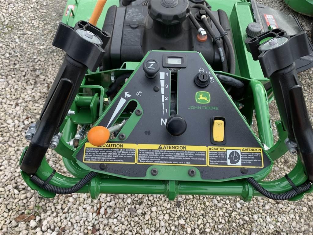 John Deere W52R Loopmaaier