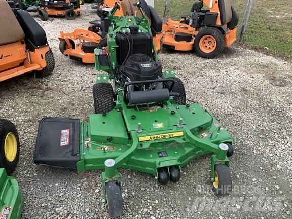 John Deere W52R Loopmaaier