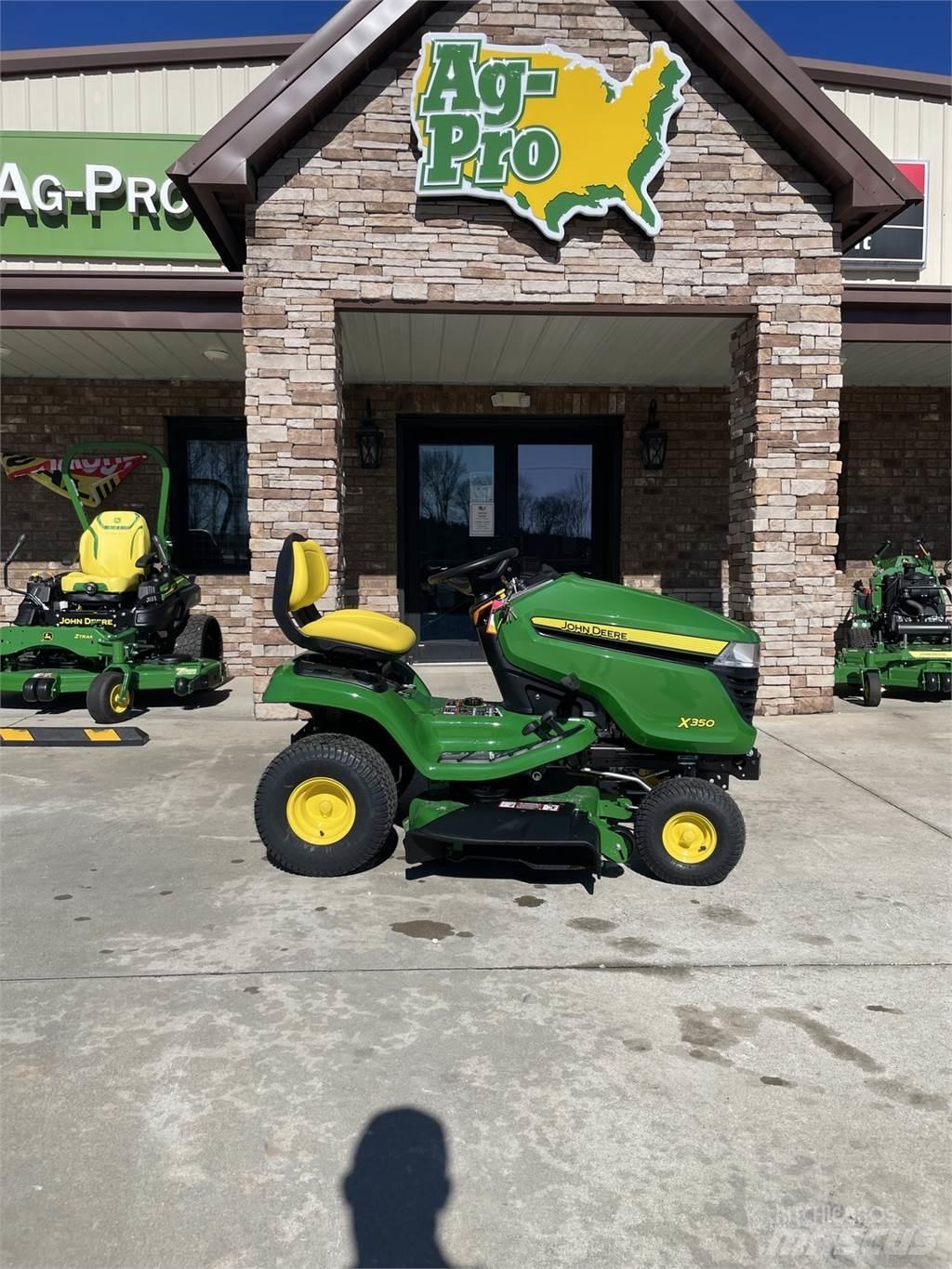 John Deere X350 Compacttrekkers