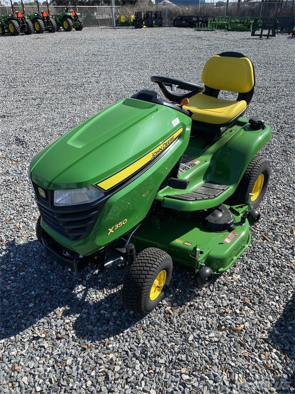 John Deere X350 Compacttrekkers