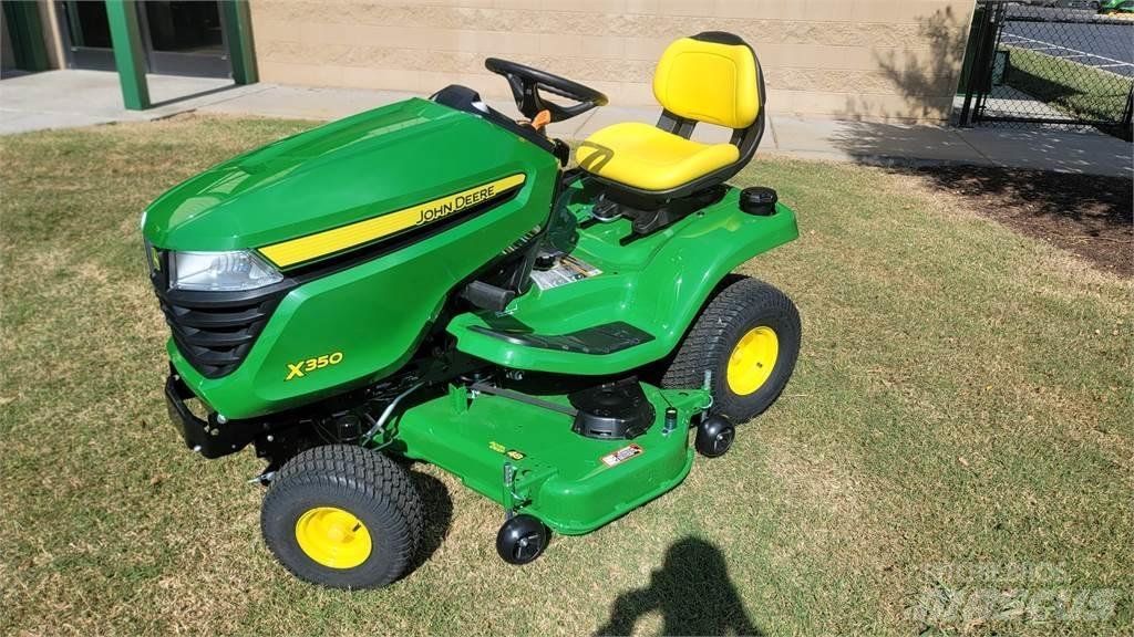 John Deere X350 Compacttrekkers