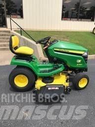 John Deere X380 Compacttrekkers