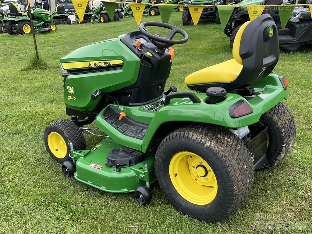 John Deere x570 Compacttrekkers