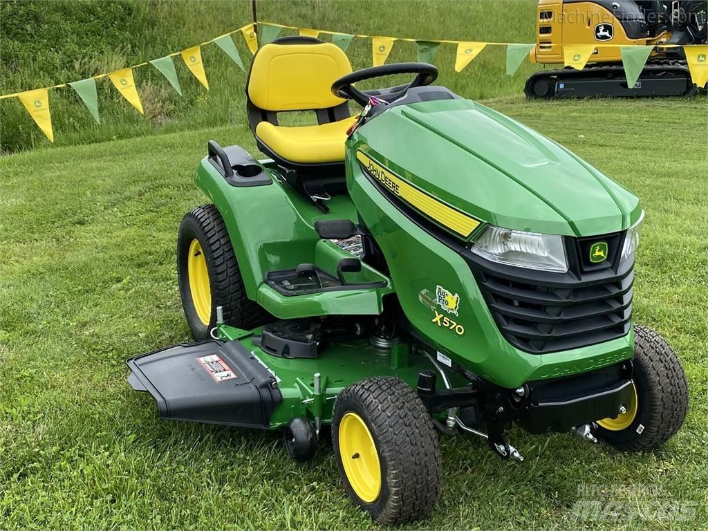 John Deere x570 Compacttrekkers