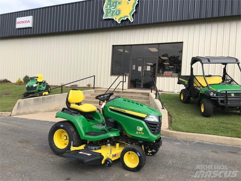 John Deere X570 Compacttrekkers