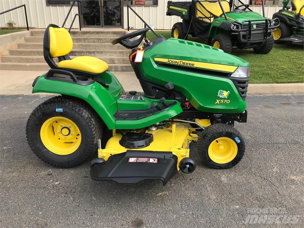 John Deere X570 Compacttrekkers