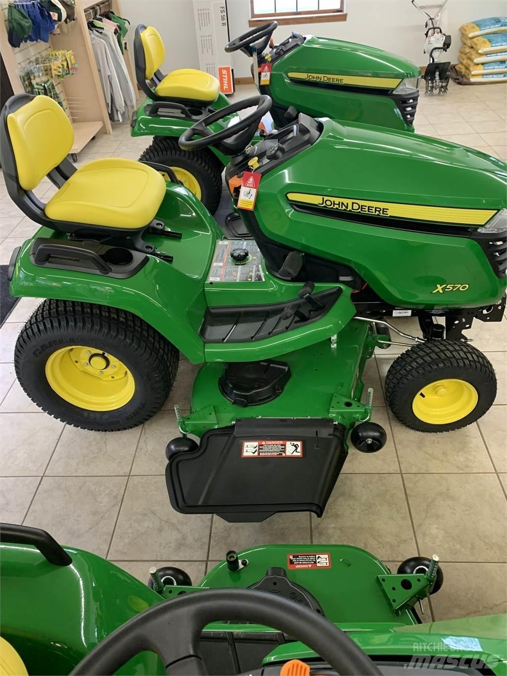 John Deere X570 Compacttrekkers