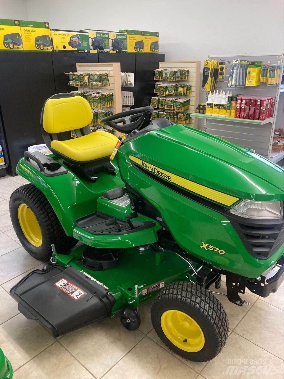 John Deere X570 Compacttrekkers