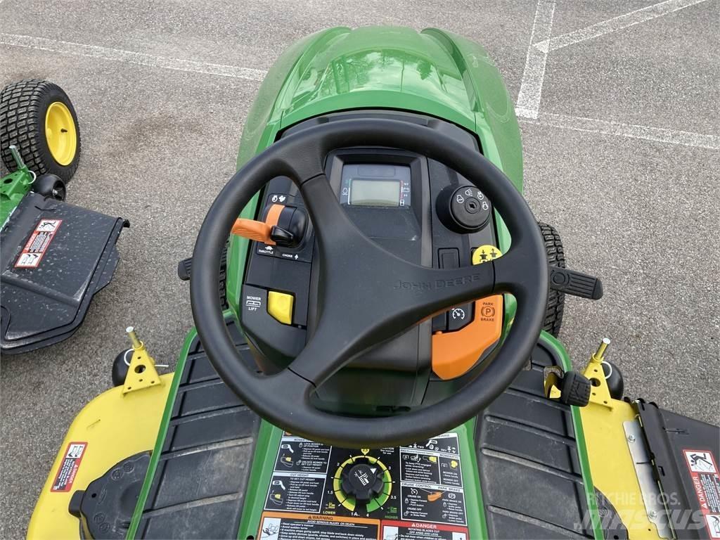 John Deere X570 Compacttrekkers