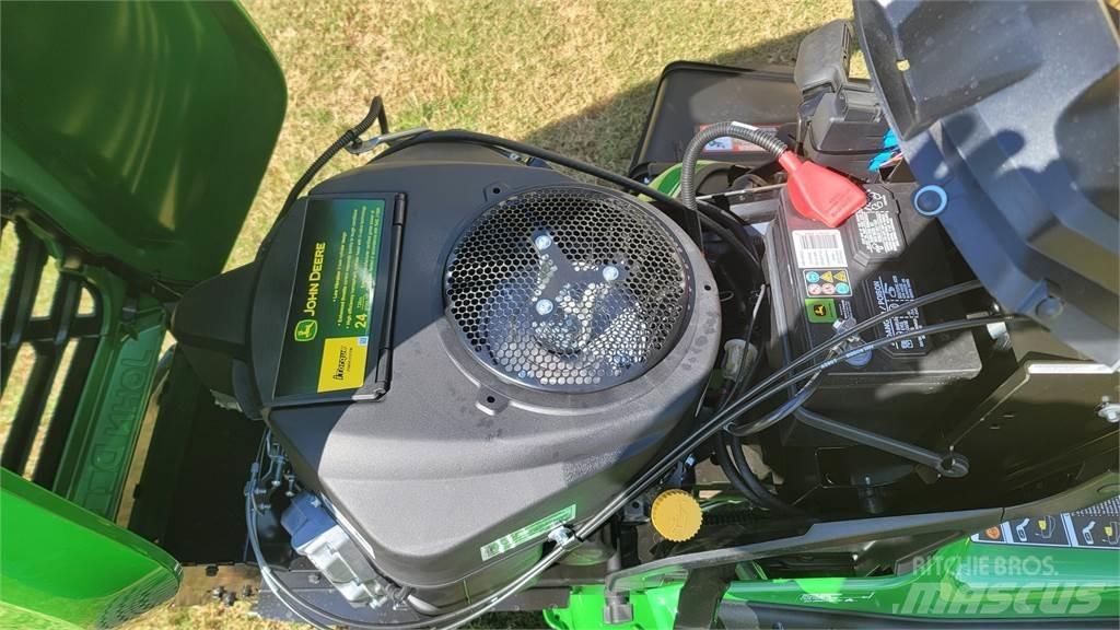 John Deere X570 Compacttrekkers