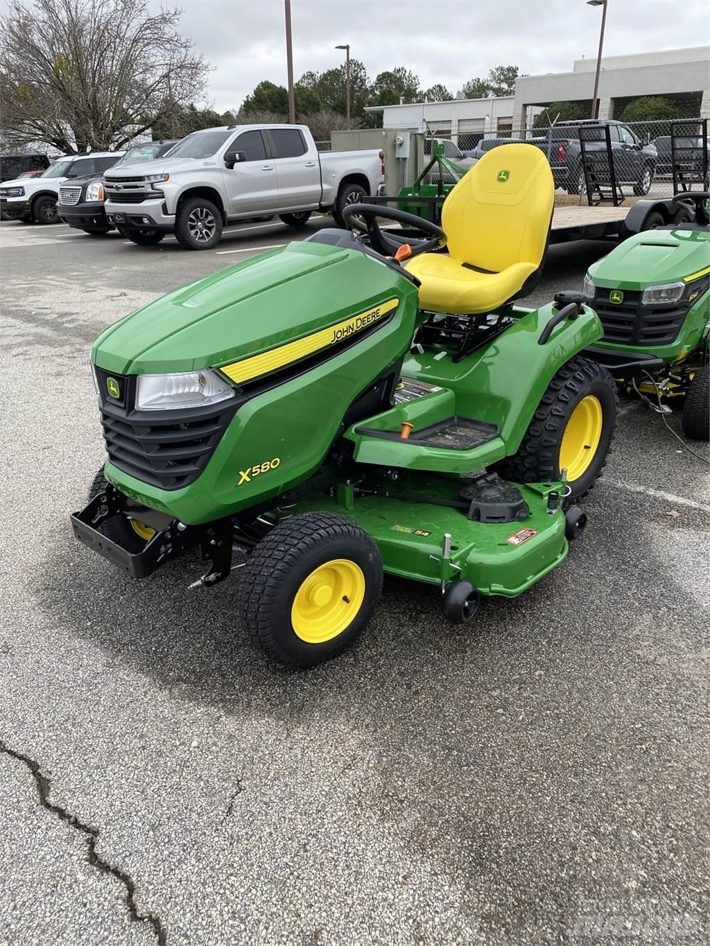 John Deere X580 Compacttrekkers