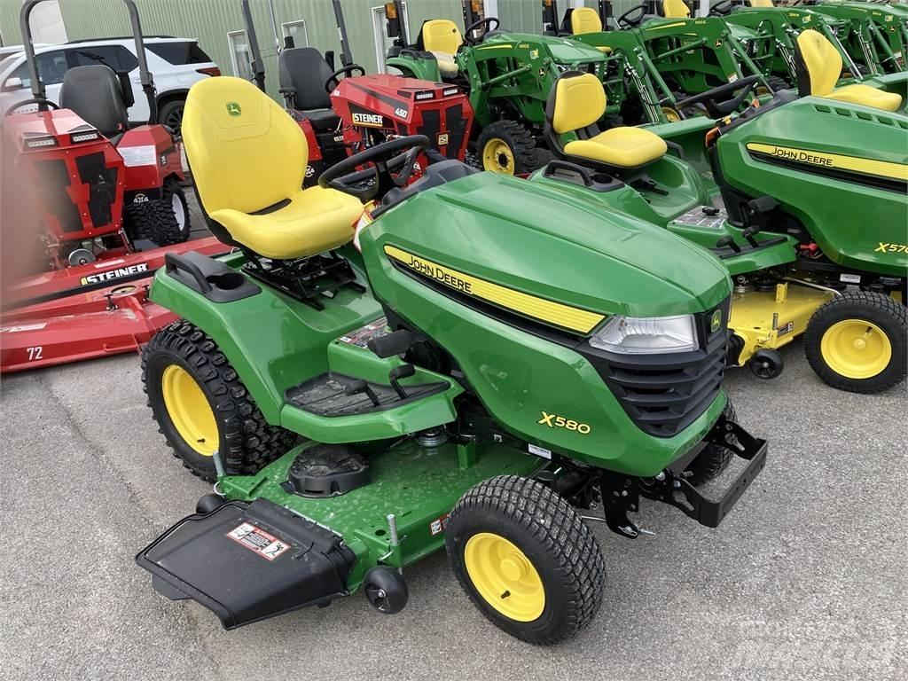 John Deere X580 Compacttrekkers
