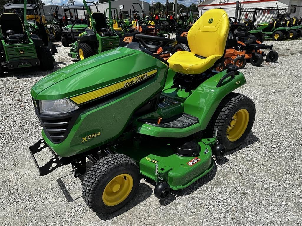 John Deere X584 Compacttrekkers