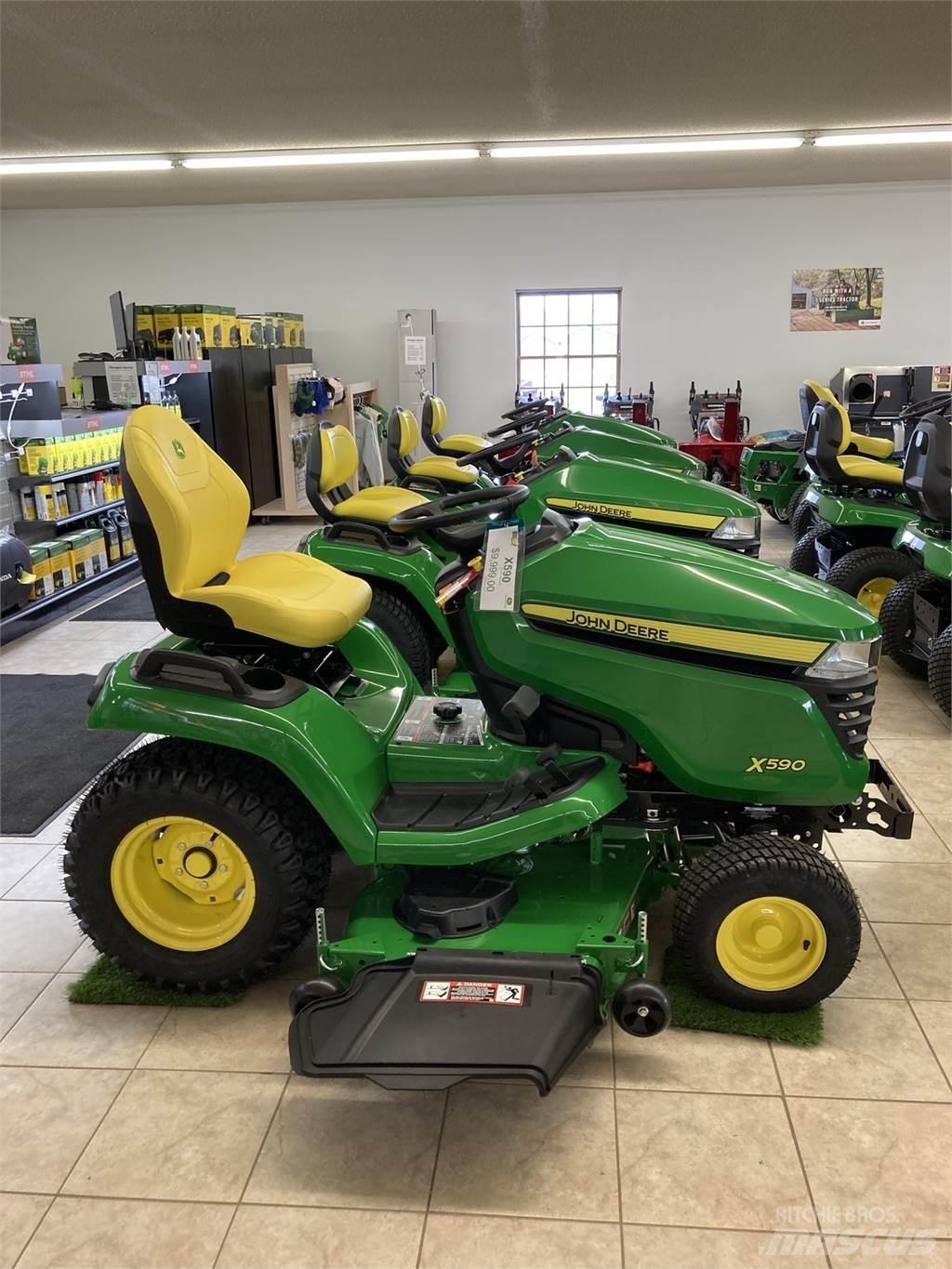 John Deere X590 Compacttrekkers