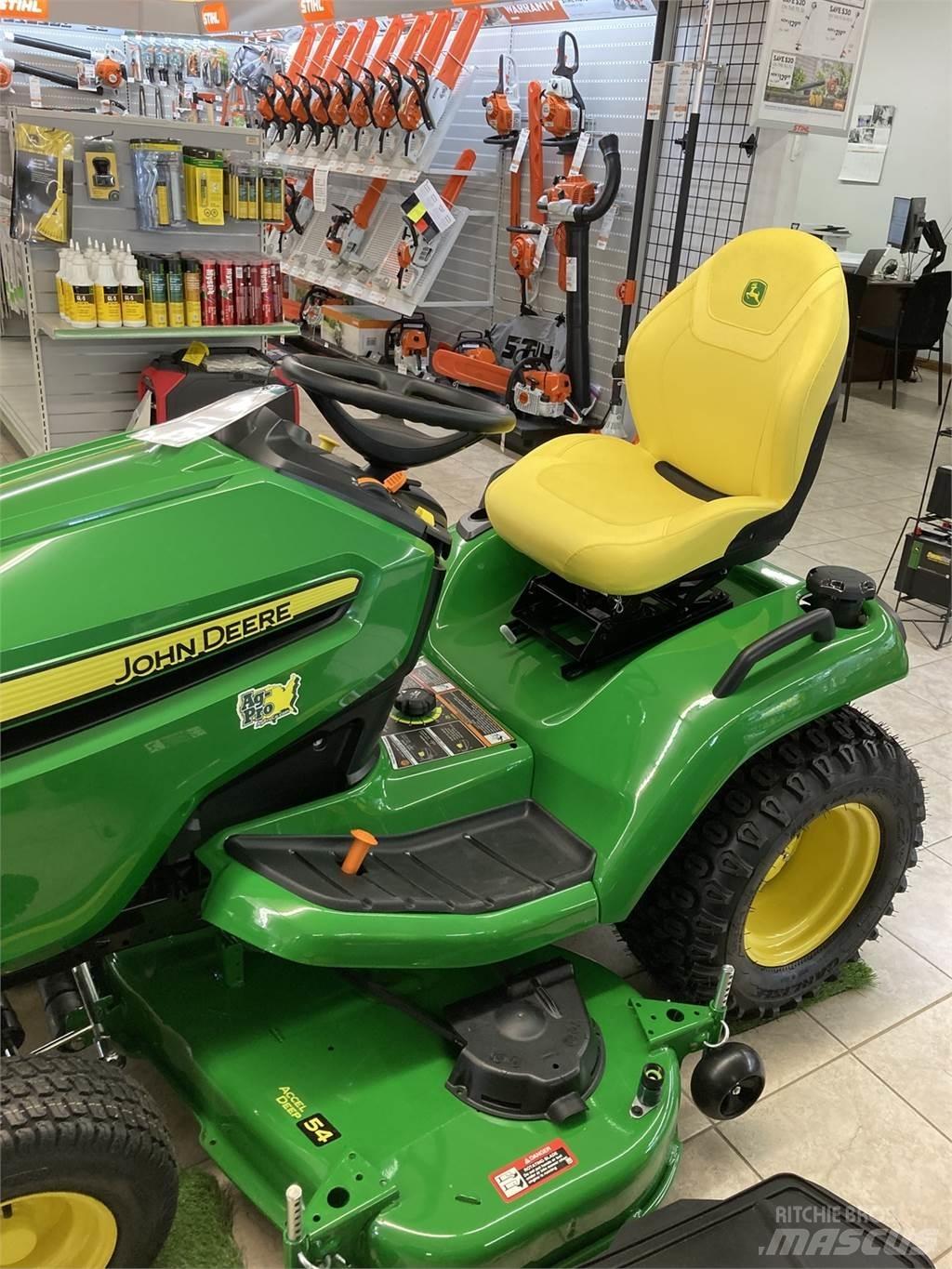 John Deere X590 Compacttrekkers