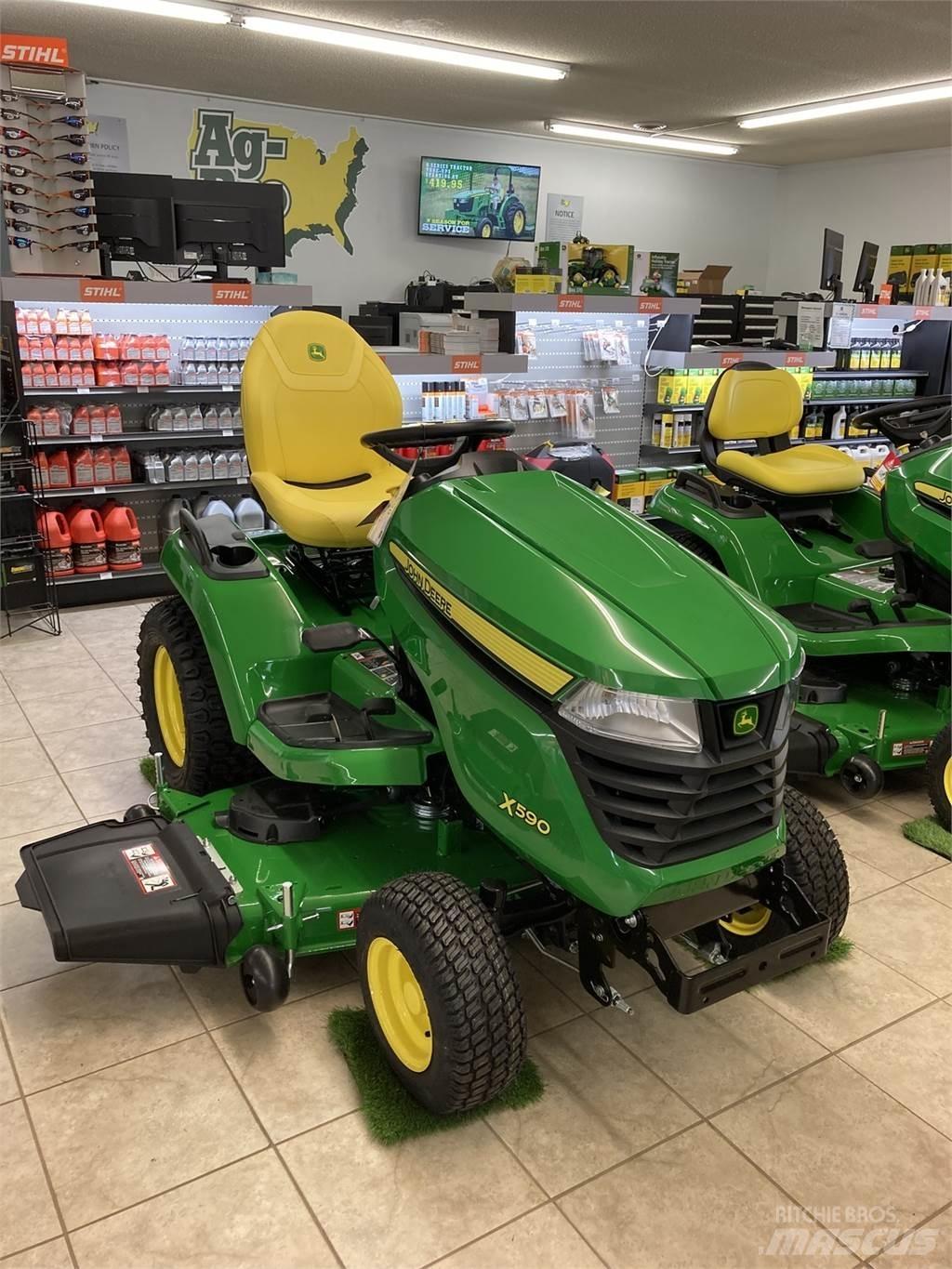 John Deere X590 Compacttrekkers