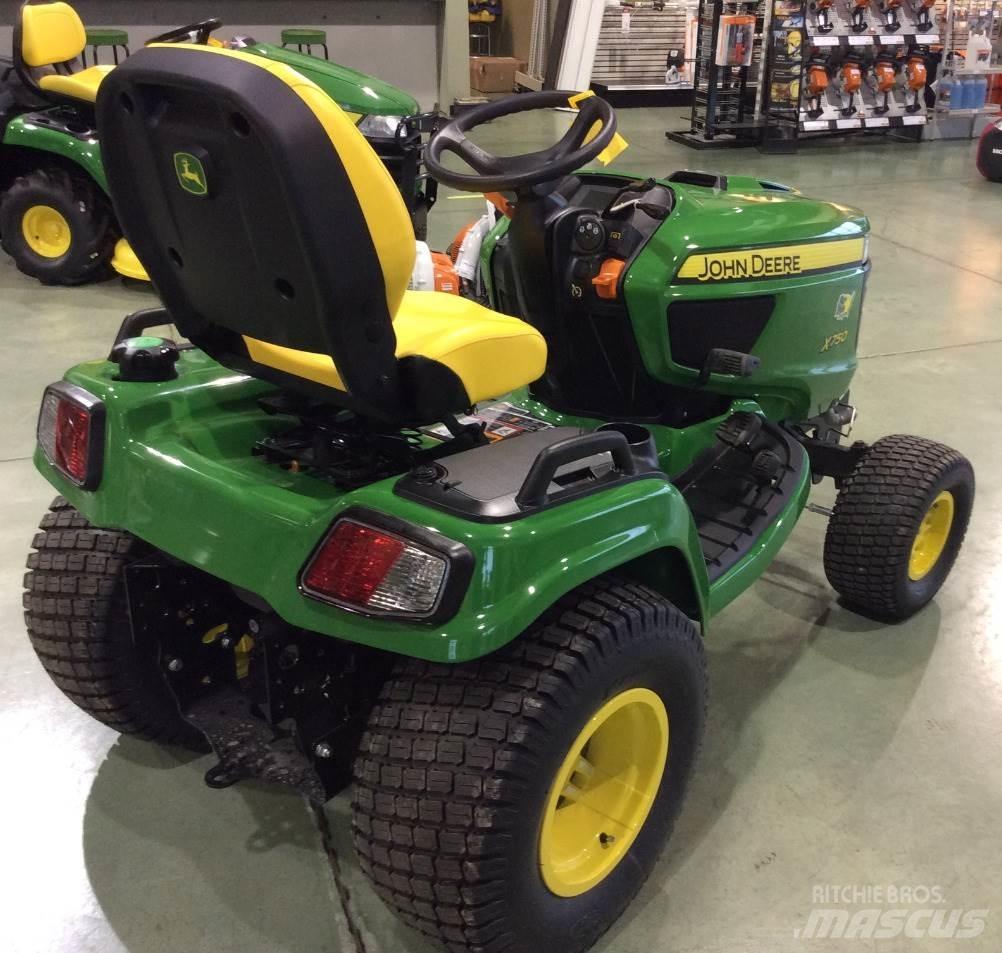 John Deere X750 Compacttrekkers