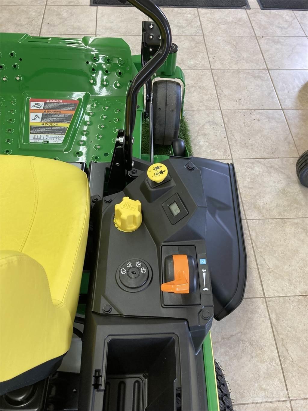 John Deere Z315E Zero-turn grasmaaiers