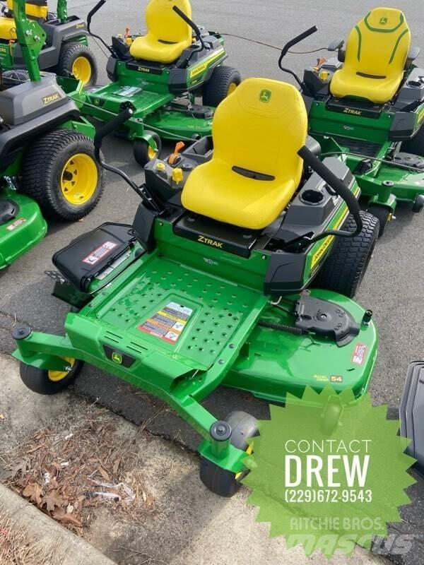 John Deere Z325E Zero-turn grasmaaiers