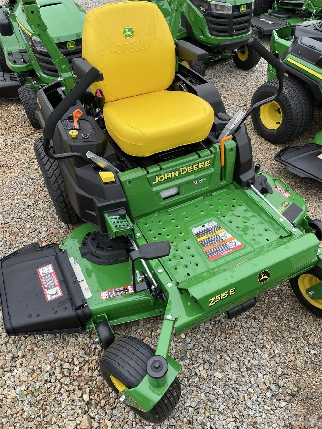 John Deere Z515E Zero-turn grasmaaiers