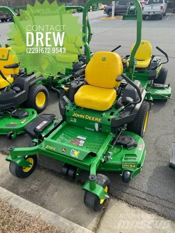 John Deere Z720E Zero-turn grasmaaiers