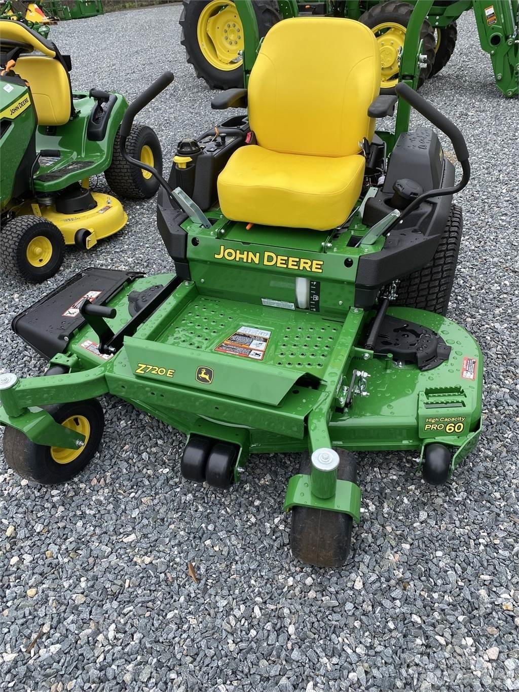 John Deere Z720E Zero-turn grasmaaiers