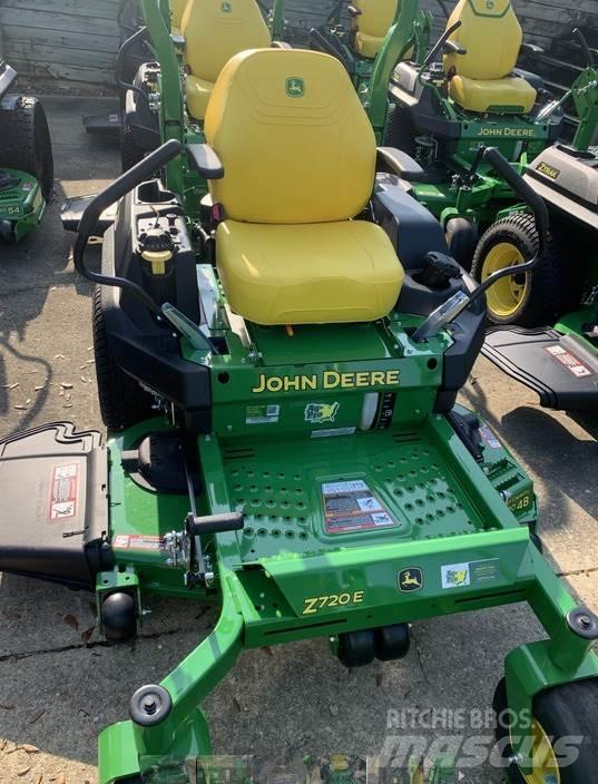John Deere Z720E Zero-turn grasmaaiers