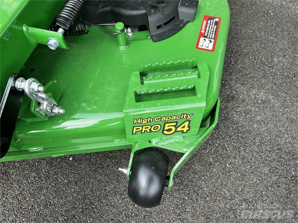John Deere Z730M Zero-turn grasmaaiers