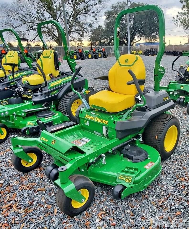 John Deere Z730M Zero-turn grasmaaiers