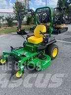John Deere Z735E Zero-turn grasmaaiers