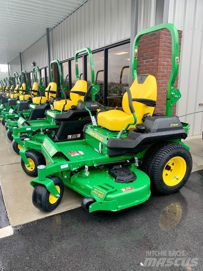 John Deere Z735M Zero-turn grasmaaiers