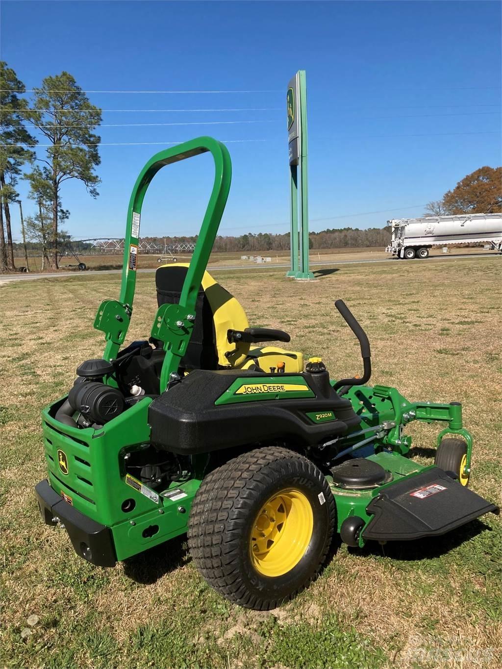 John Deere Z920M Zero-turn grasmaaiers