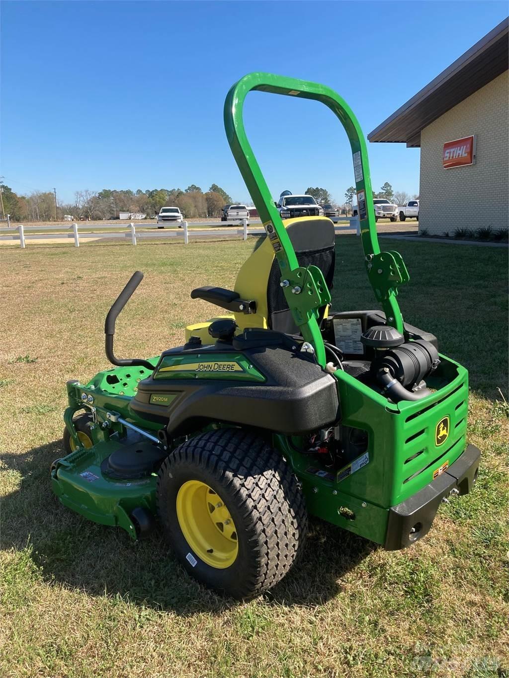 John Deere Z920M Zero-turn grasmaaiers