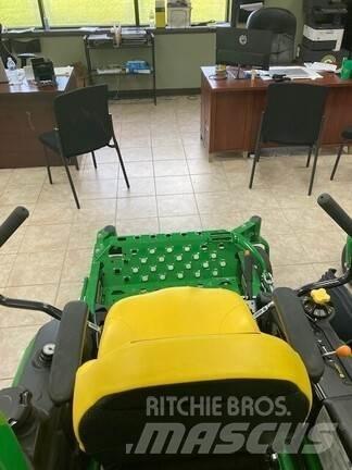 John Deere Z920M Zero-turn grasmaaiers