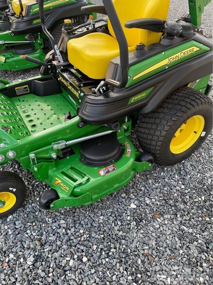 John Deere Z920M Zero-turn grasmaaiers