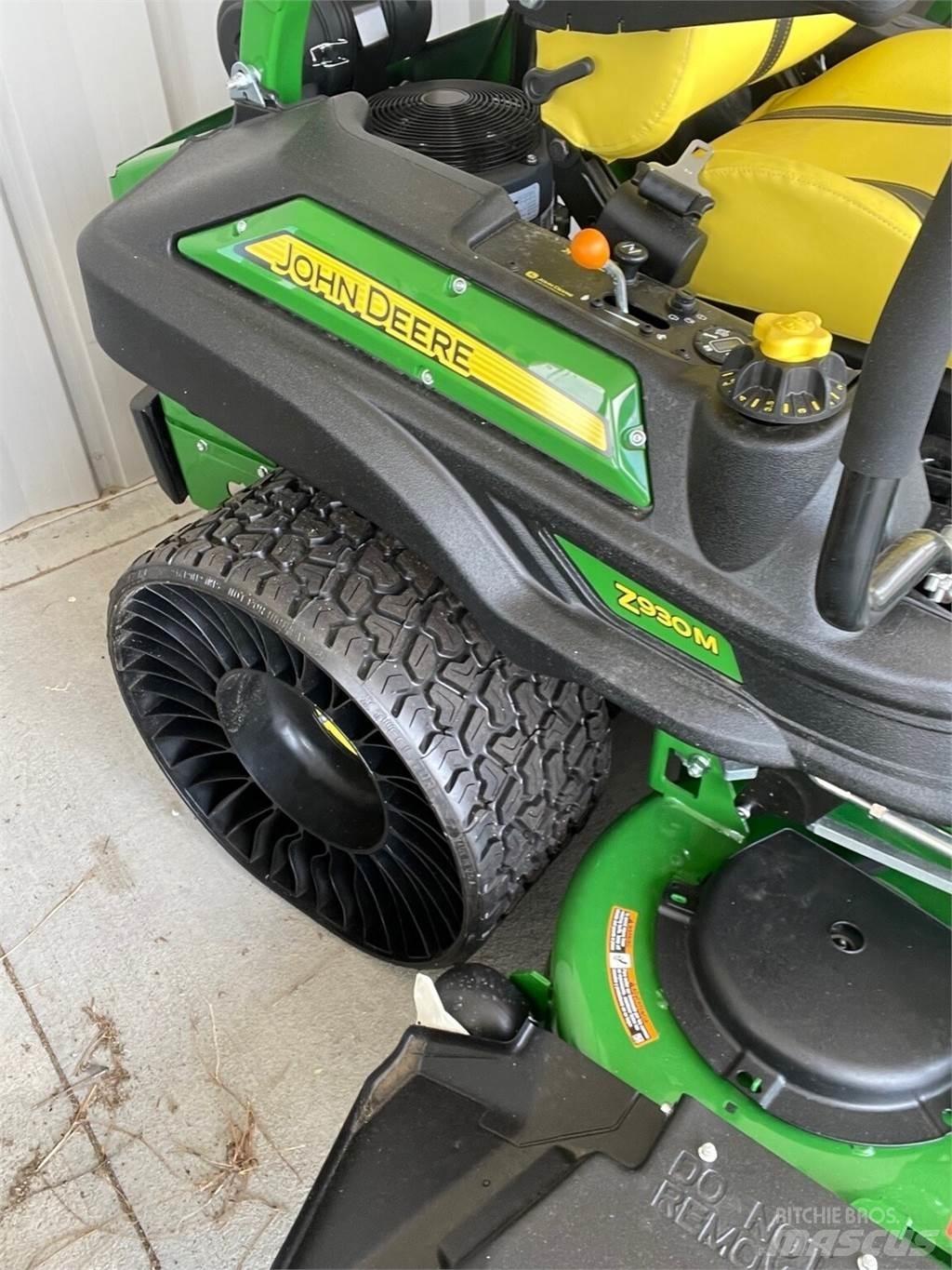 John Deere Z930M Zero-turn grasmaaiers