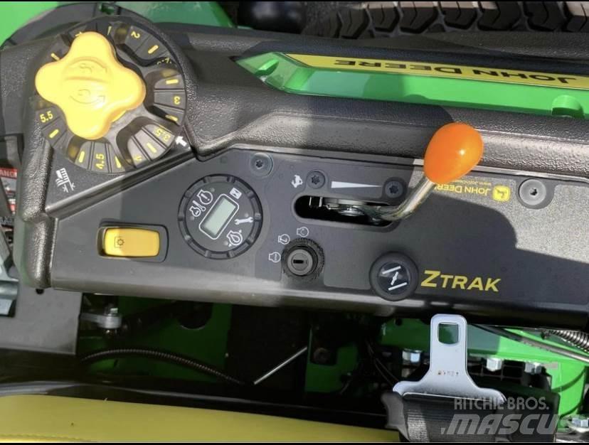 John Deere Z930M Zero-turn grasmaaiers