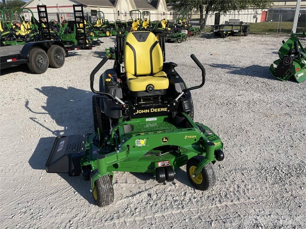 John Deere Z960M Zero-turn grasmaaiers