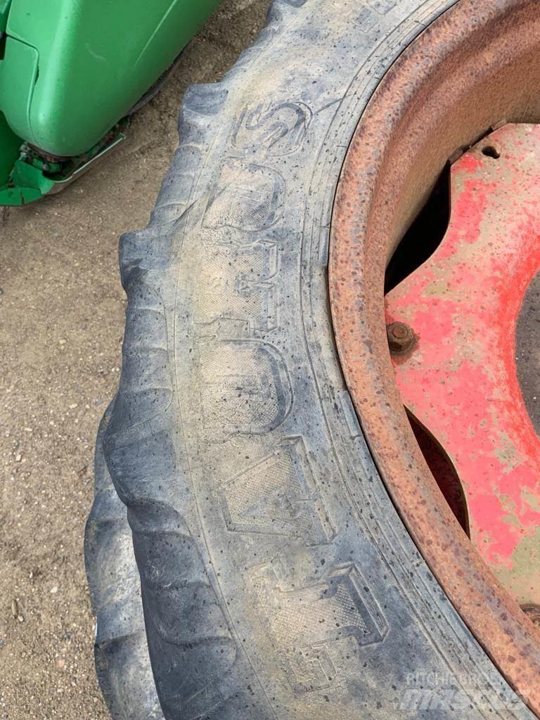  Row Crop Wheels Banden, wielen en velgen