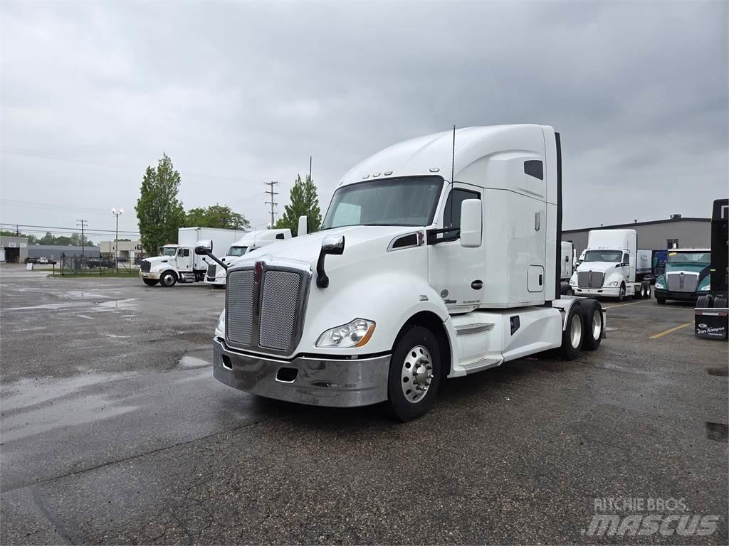 Kenworth T680 Trekkers