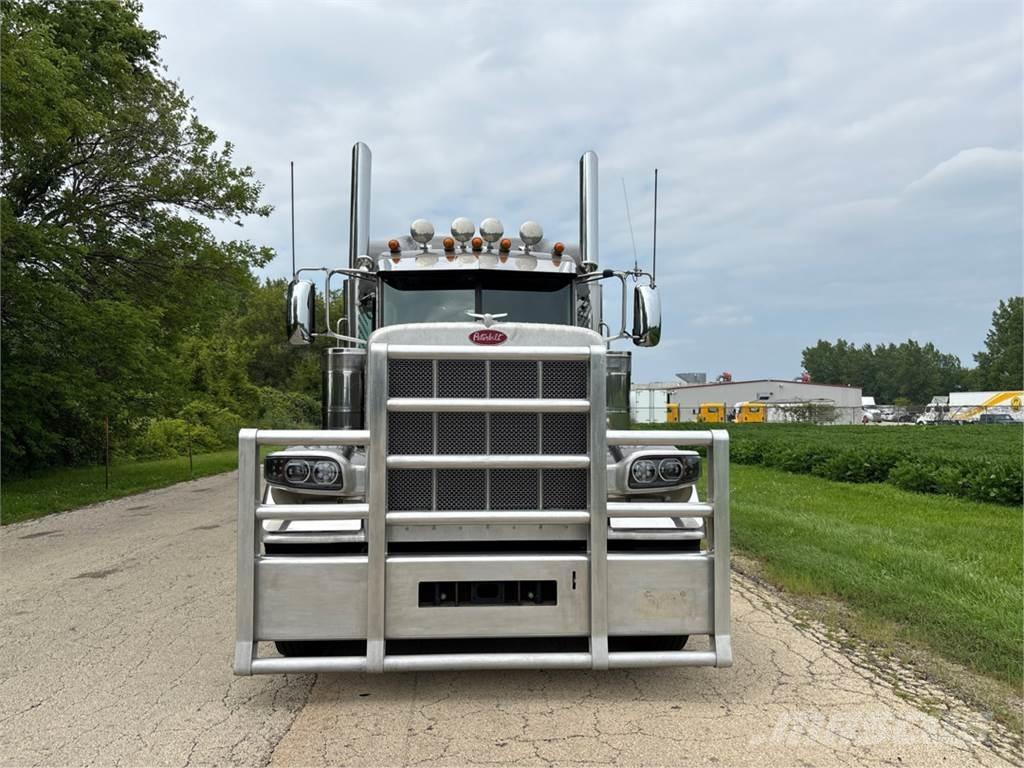 Peterbilt 389 Anders