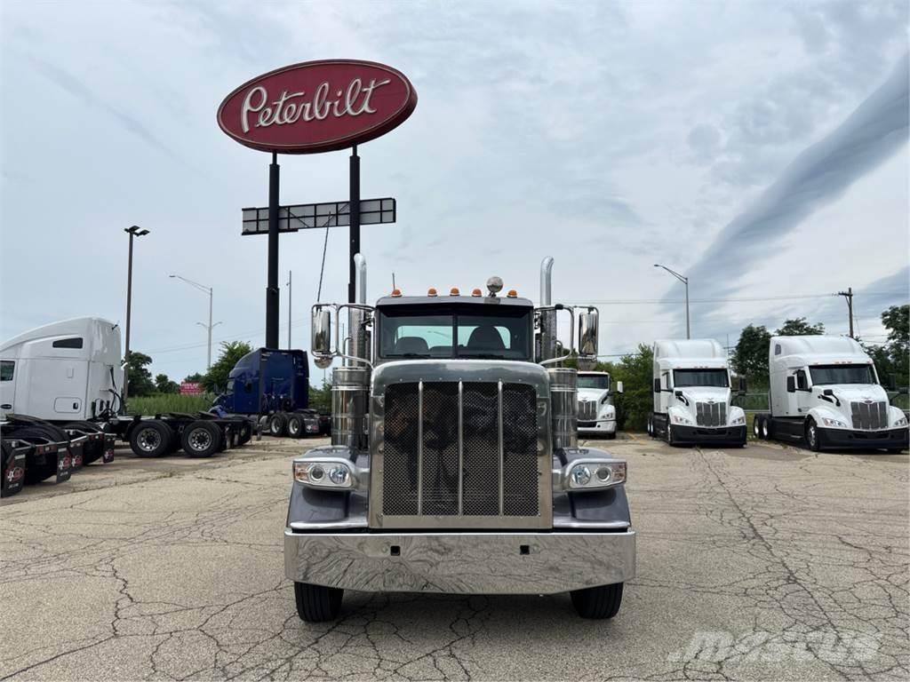 Peterbilt 389 Anders