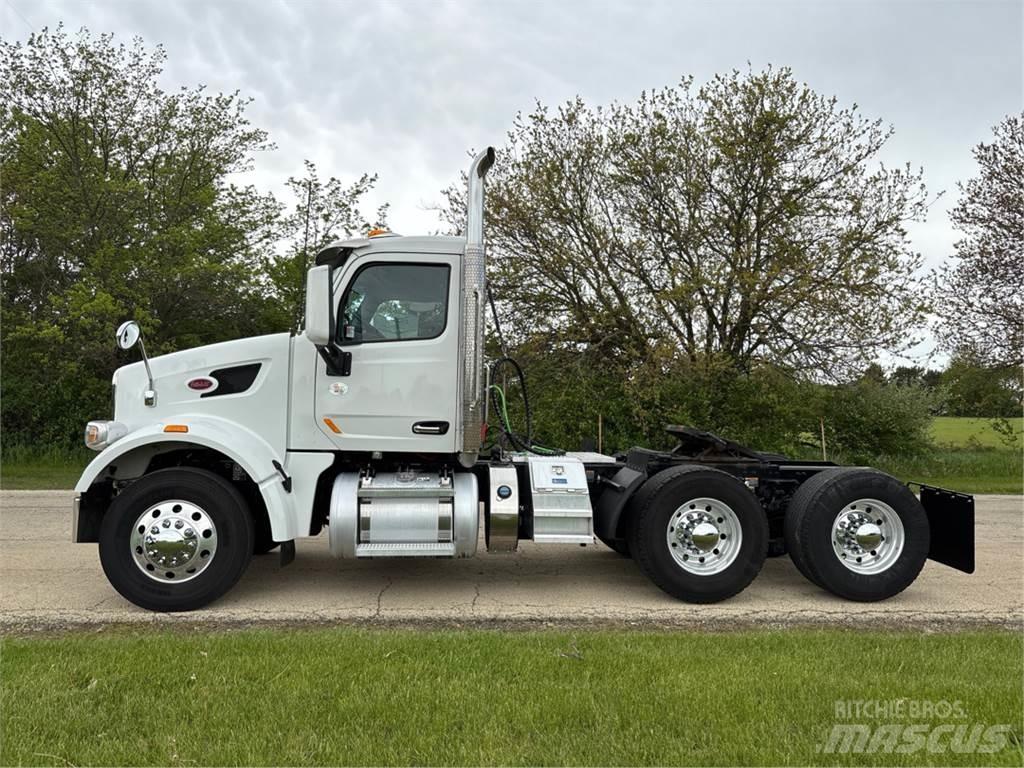 Peterbilt 567 Trekkers