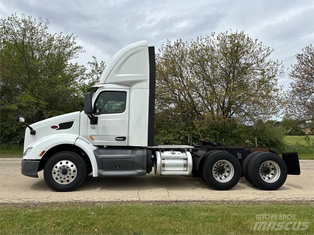 Peterbilt 579 Trekkers